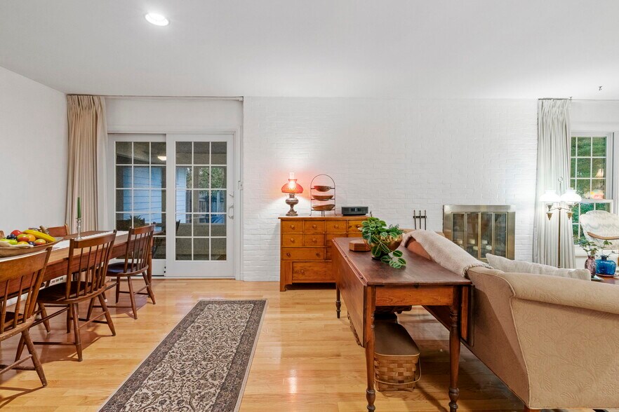 More Photos Of 6 Arbor Dr, Glens Falls Office For Sale