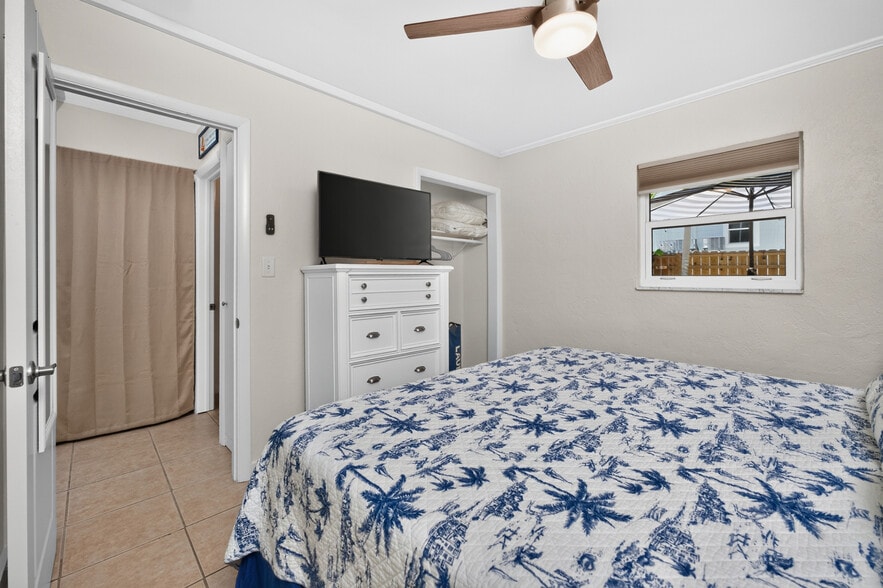 More Photos Of 1130 Gulf Blvd, Englewood Apartments For Sale