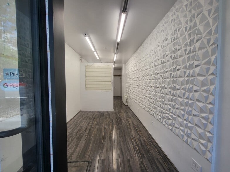 More Photos Of 533 3rd Ave, New York Apartments For Lease