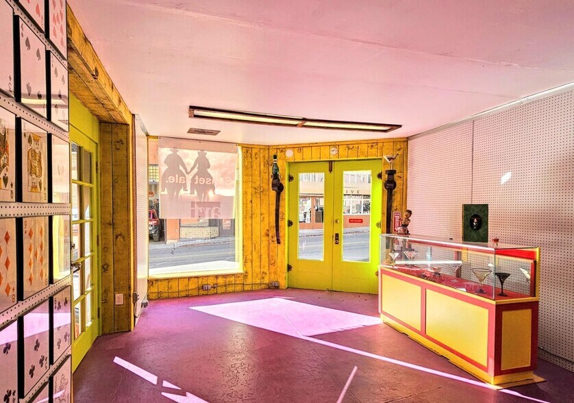 More Photos Of 79 Main St, Bisbee Storefront For Sale