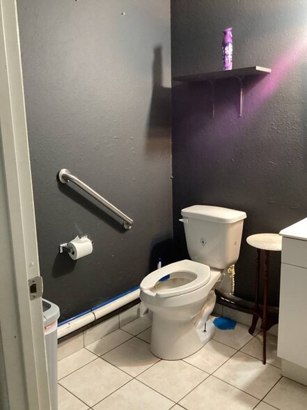 More Photos Of 402-410 Pletz Dr, San Antonio Storefront Retail Office For Lease