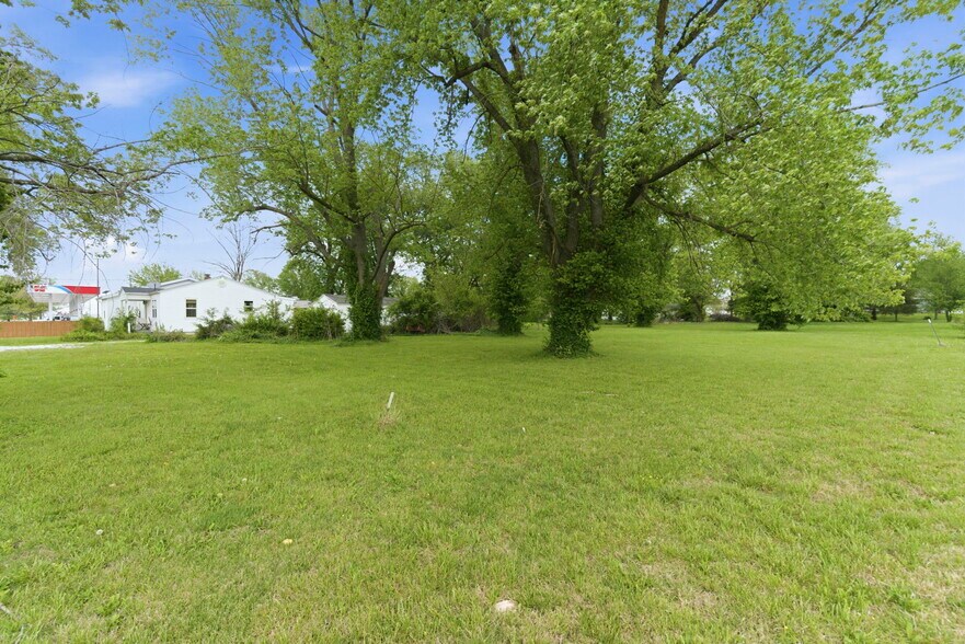 More Photos Of 2756 N Brookline Ave, Brookline Land For Sale
