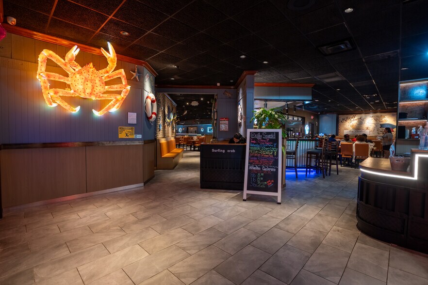 More Photos Of 4002 Spencer Hwy, Pasadena Restaurant For Lease