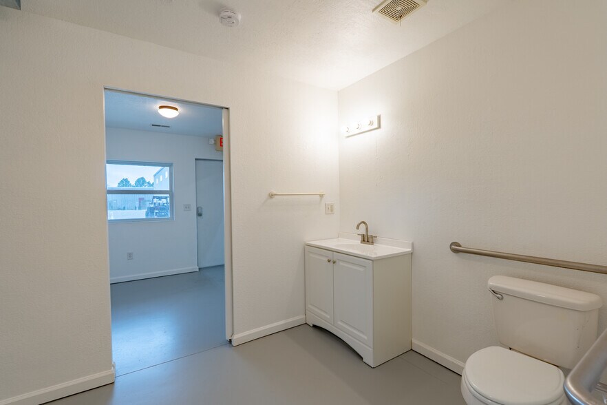 More Photos Of 202 Hemi Ln, Gravois Mills Specialty For Sale