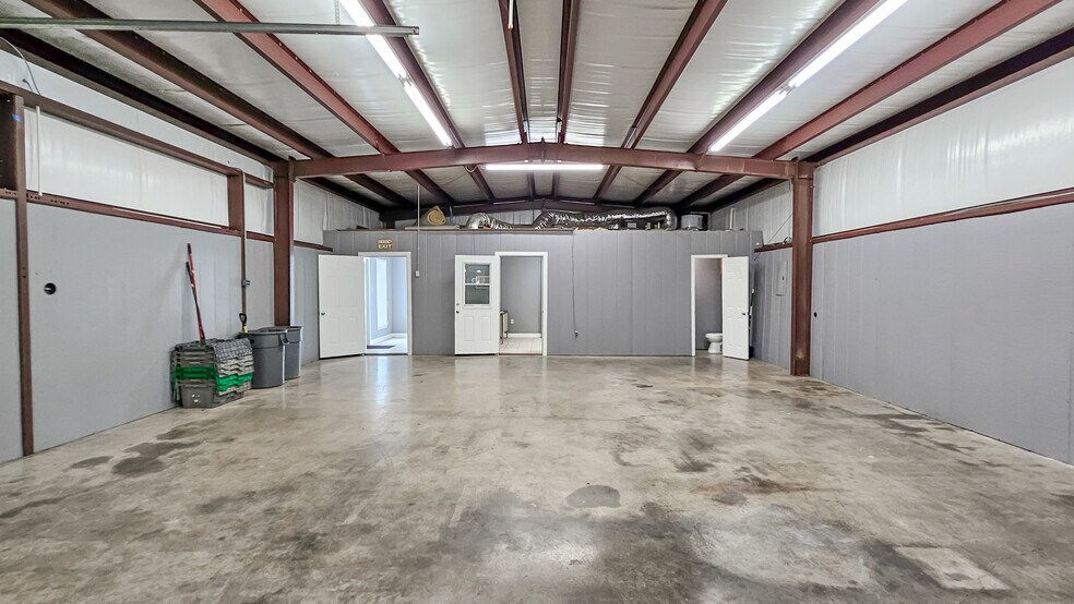 More Photos Of 14405 US Highway 72, Athens Warehouse For Sale