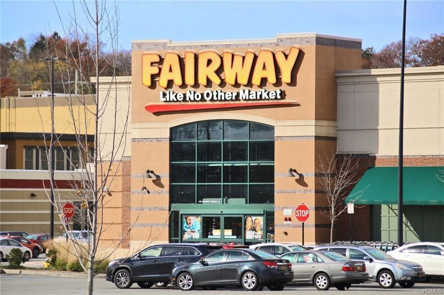 More Photos Of 35 S Middletown Rd, Nanuet Office For Lease