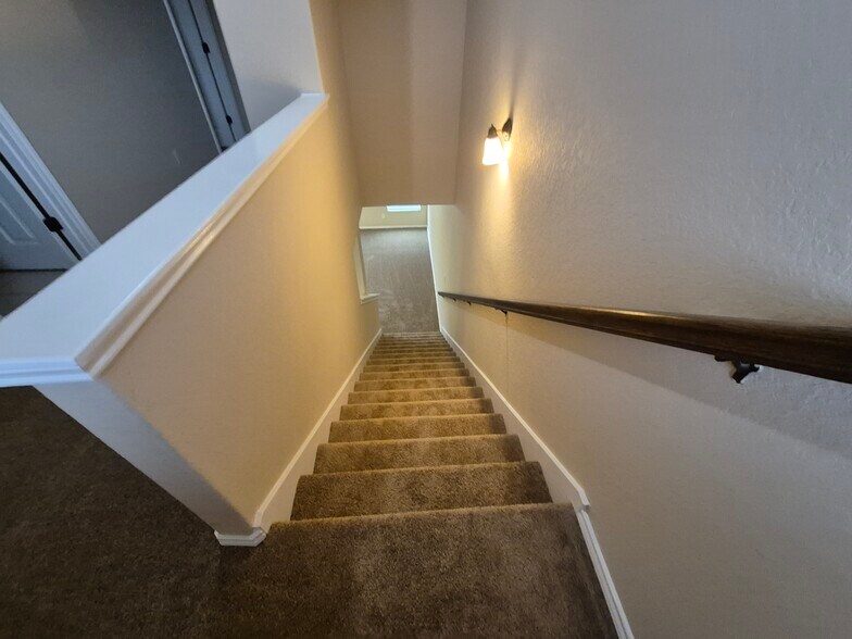 More Photos Of 8710 Vista de Nubes, Converse Apartments For Sale