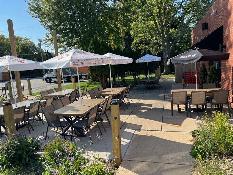 More Photos Of 100 S Main St, Saukville Restaurant For Sale
