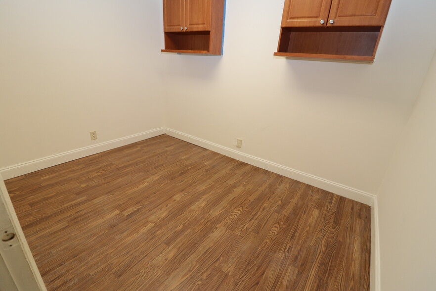 More Photos Of 6731-6755 Sunset Strip, Sunrise Unknown For Lease