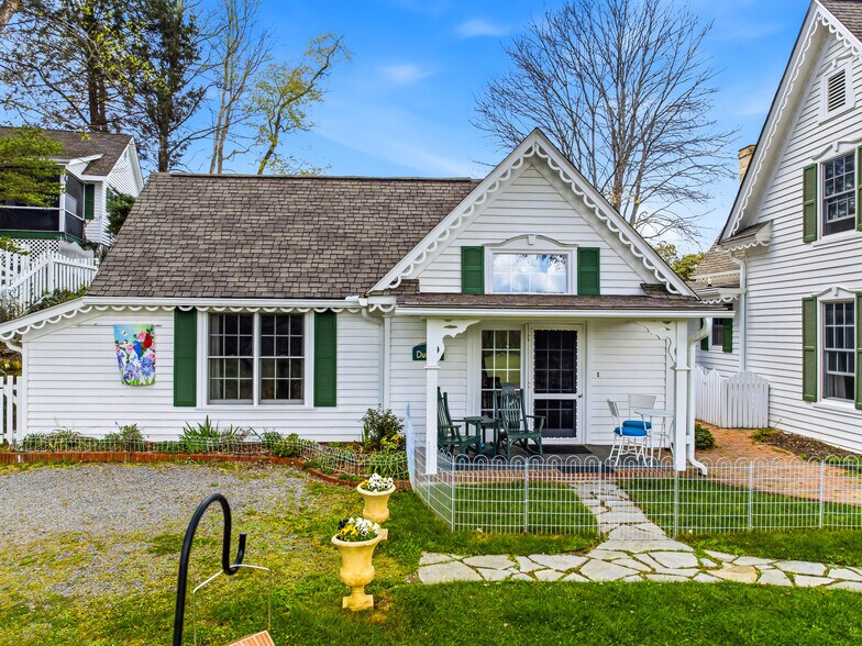 More Photos Of 90 Woody Farm Dr, Pisgah Forest Specialty For Sale