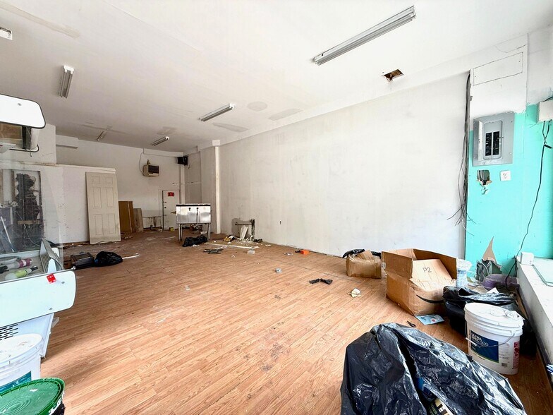 More Photos Of 545 Brooklyn Ave, Brooklyn Storefront Retail Residential For Lease