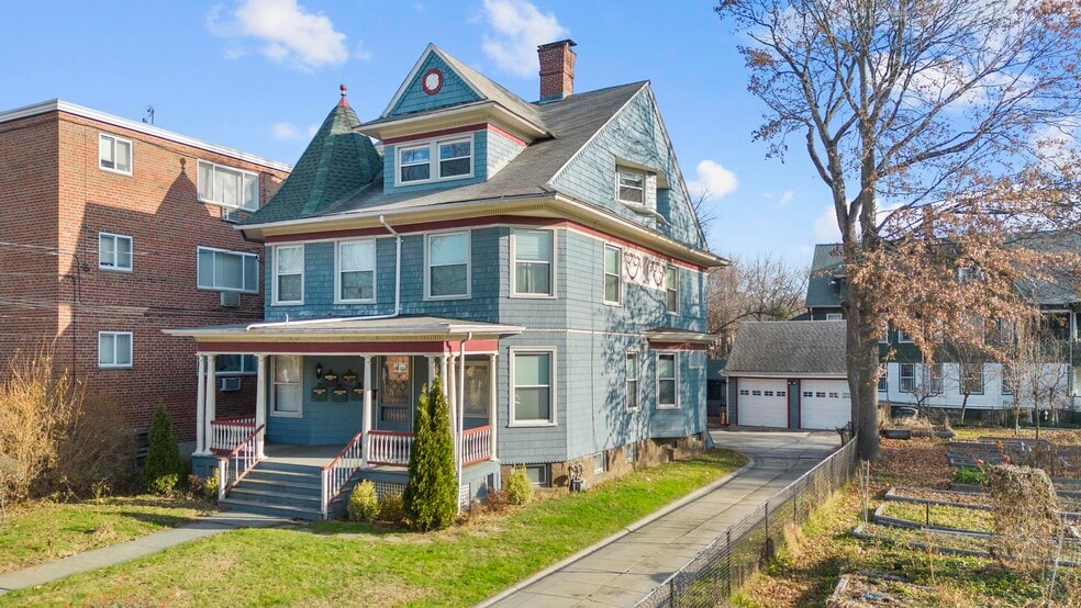 34 Evergreen Ave, Hartford, CT 06105 Multifamily For Sale