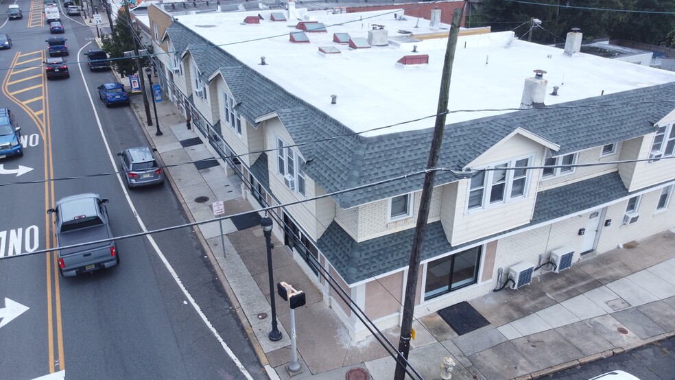 More Photos Of 215-223 N Black Horse Pike, Runnemede Apartments For Lease