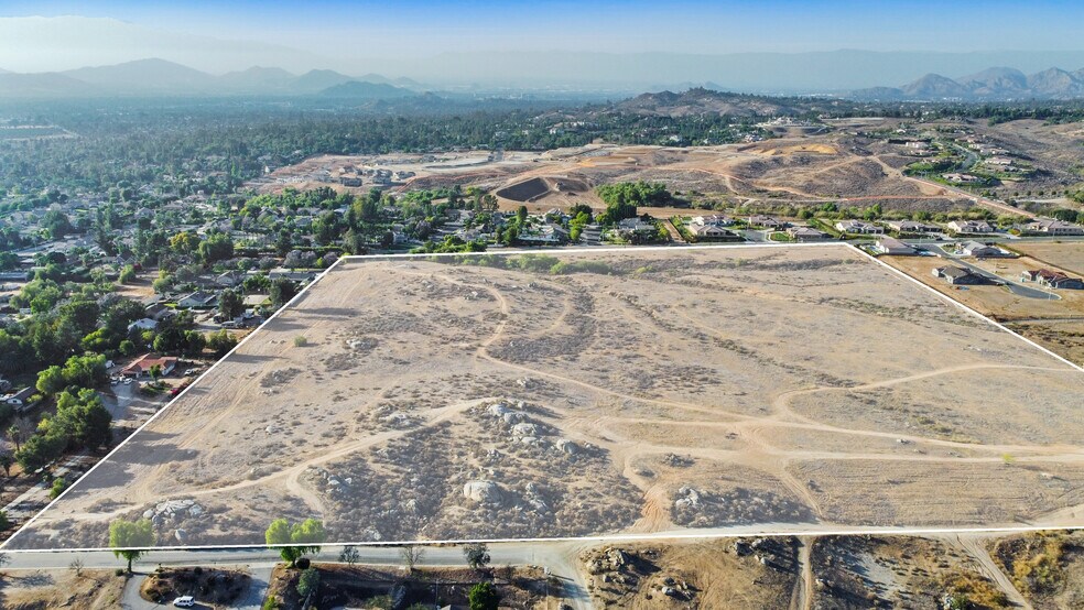 More Photos Of 0 Bradley St, Riverside Land For Sale