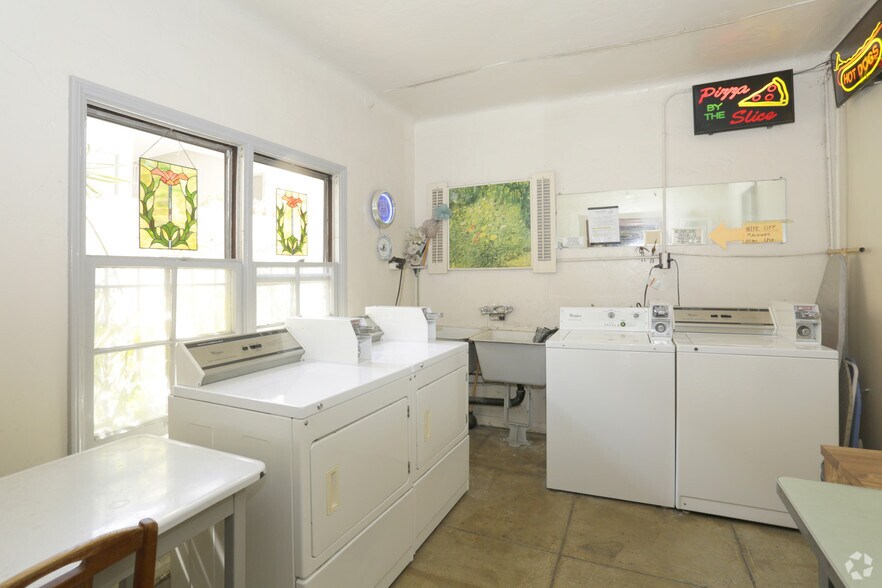 More Photos Of 1939 N Kenmore Ave, Los Angeles Apartments For Sale