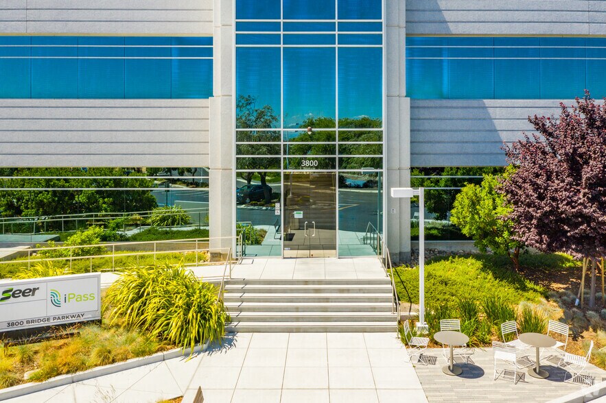 More Photos Of 1400 Bridge Pky, Redwood City Unknown For Lease