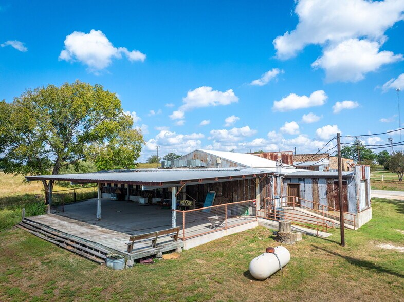 More Photos Of 14395 E Hwy 90A, Gonzales Restaurant For Sale