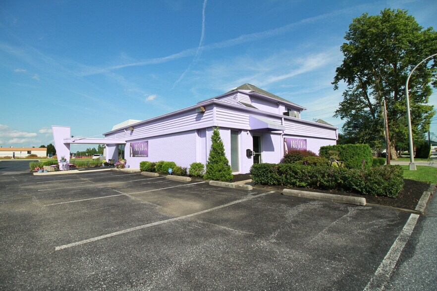 More Photos Of 3580 Gettysburg Rd, Camp Hill Office Residential For Sale