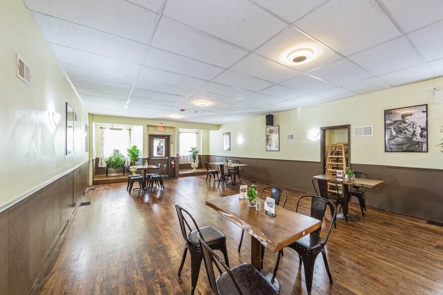 More Photos Of 211 Main St, Royersford Bar For Sale