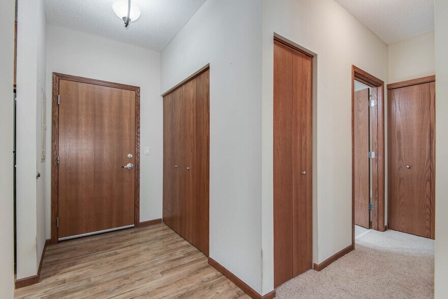 More Photos Of 4540 Snelling Ave, Minneapolis Apartments For Lease