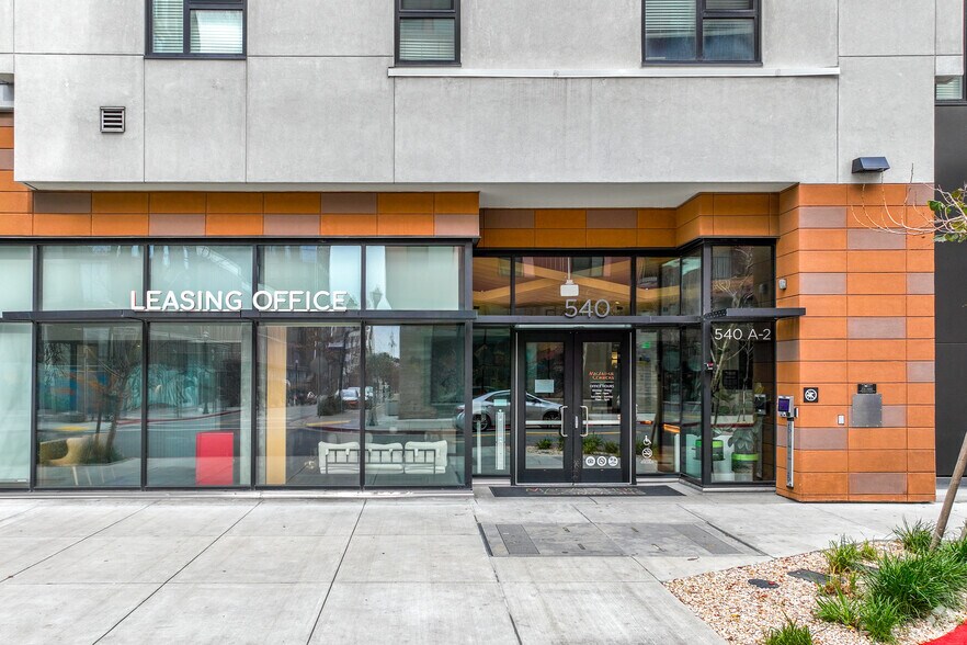 More Photos Of 540 39th St, Oakland Apartments For Lease