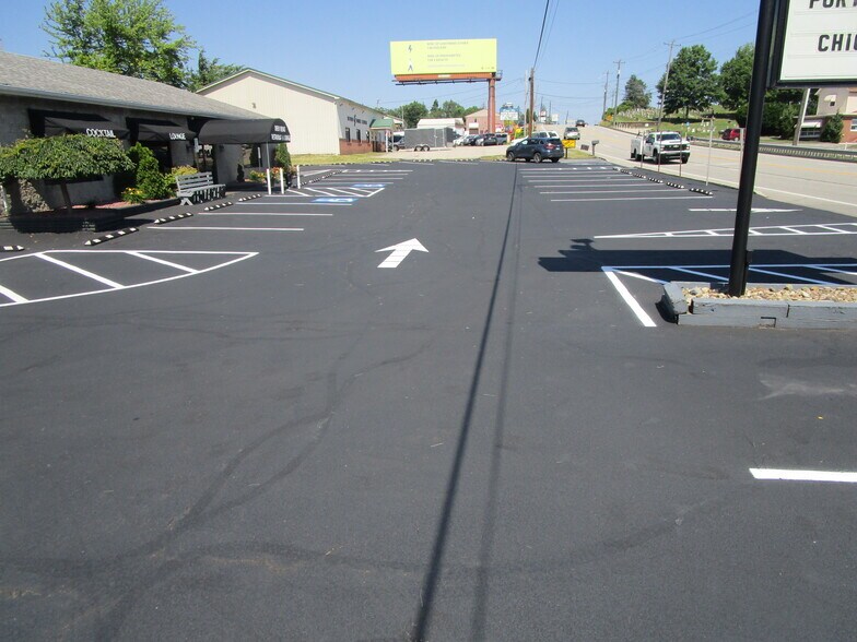 More Photos Of 1456 Lincoln Hwy, North Versailles Restaurant For Sale