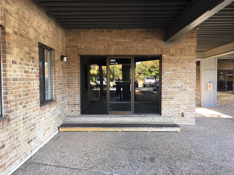 More Photos Of 9801 Anderson Mill Rd, Austin Loft Creative Space For Sale