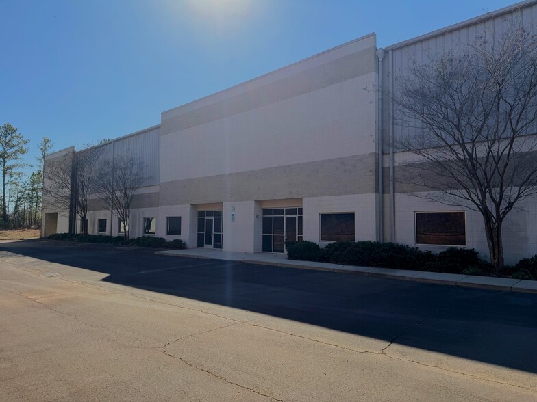 More Photos Of 9057 Northfield Dr, Fort Mill Manufacturing For Lease