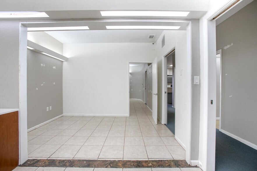 More Photos Of 1240 E Normandy Blvd, Deltona Office For Sale