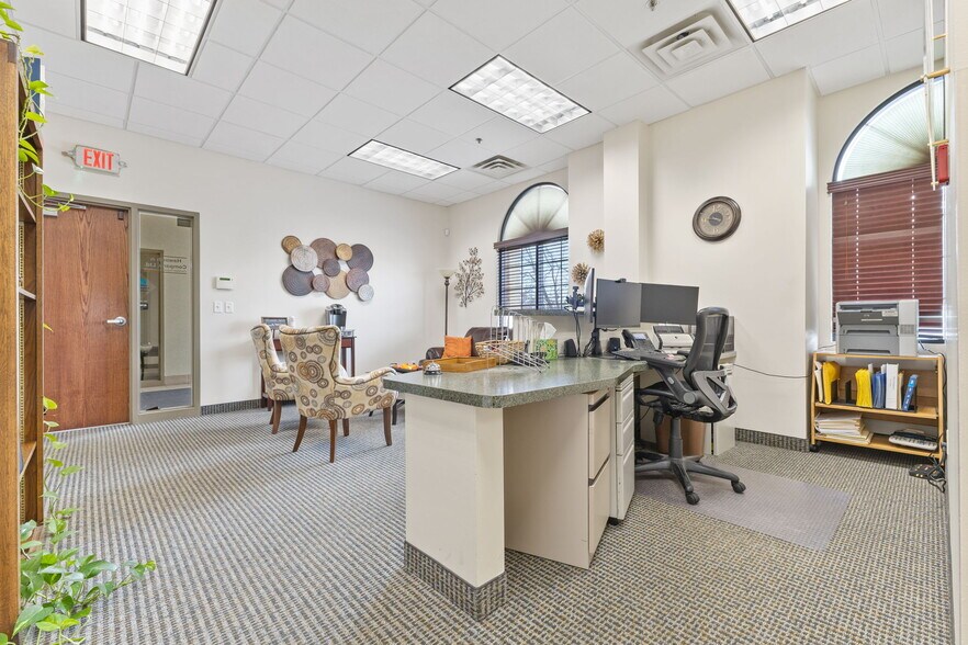 More Photos Of 300 Coon Rapids Blvd NW, Coon Rapids Office Residential For Lease
