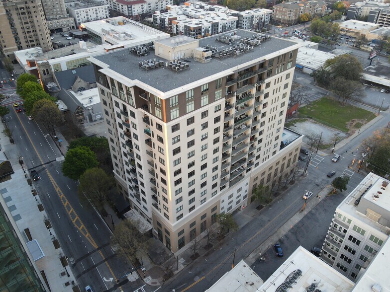 More Photos Of 565 Peachtree St NE, Atlanta Apartments For Lease