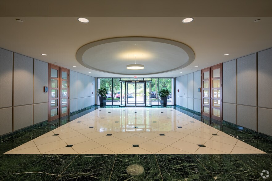 More Photos Of 50 Glenlake Pky NE, Atlanta Office For Lease