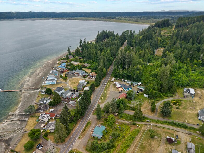 More Photos Of 21391 N US Highway 101, Shelton General Retail For Sale