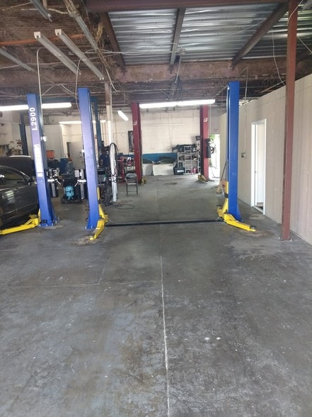 More Photos Of 2116 Fry Rd, Houston Auto Repair For Sale