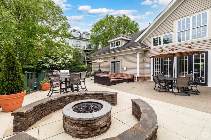 More Photos Of 1776 Patriots Ln, Norristown Apartments For Sale