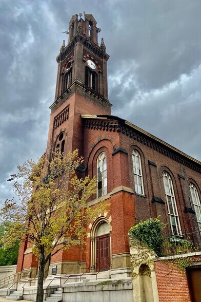 More Photos Of 947 Aisquith St, Baltimore Religious Facility For Sale