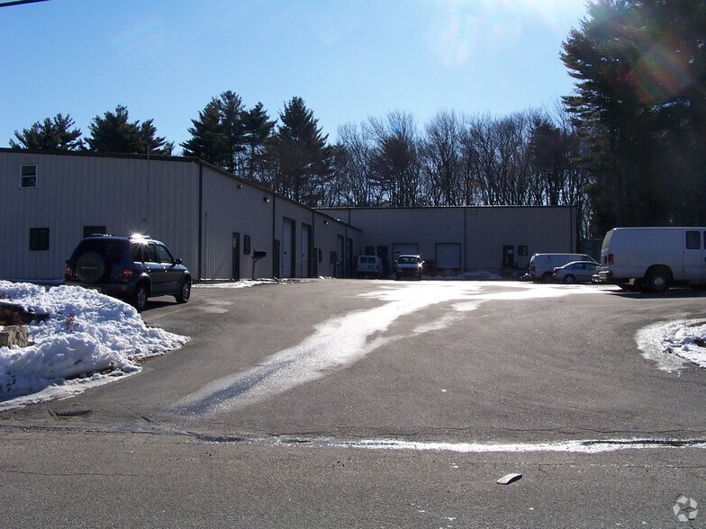 More Photos Of 11 Perry Dr, Foxborough Warehouse For Lease