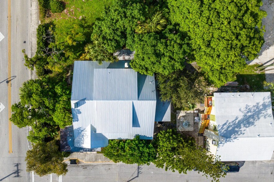 More Photos Of 402 N Federal Hwy, Lake Worth Apartments For Sale