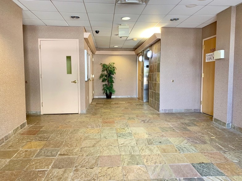 More Photos Of 1061 N Broadway, Massapequa Medical For Sale