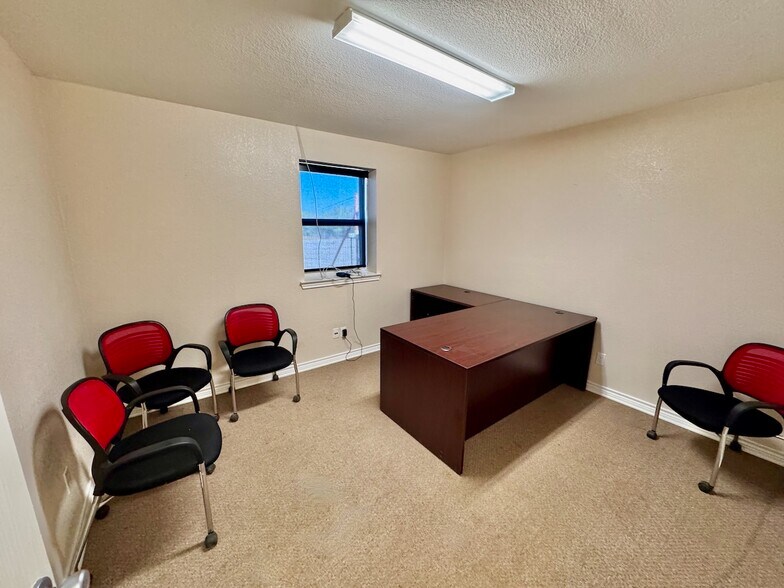 More Photos Of 14800 IH 35, Dilley Industrial For Sale