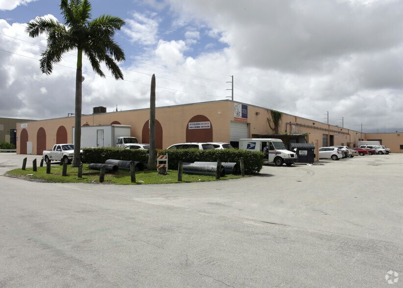 More Photos Of 6900-6930 NW 46th St, Miami Warehouse For Lease