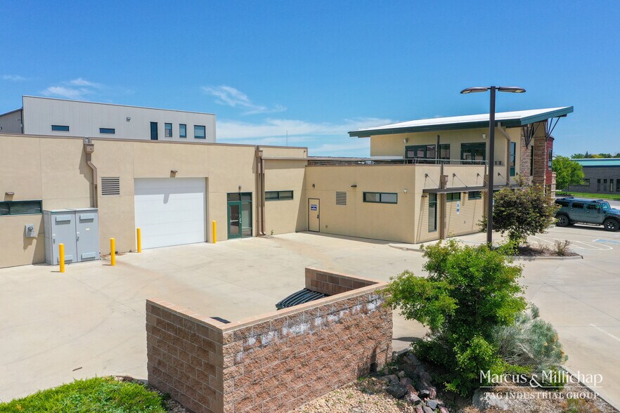 More Photos Of 5335 Xenon St, Arvada Warehouse For Sale