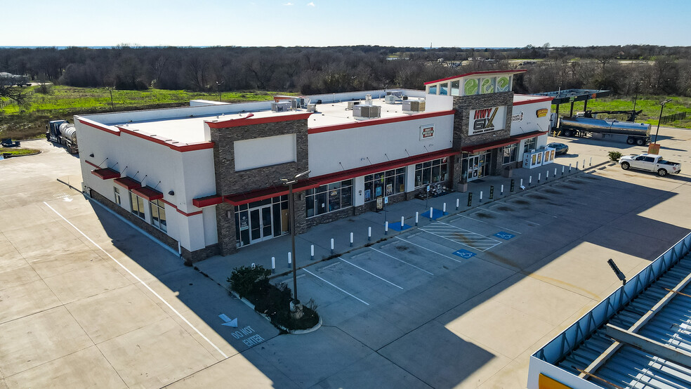 Primary Photo Of 13244 S State Highway 6, Bryan Convenience Store For Lease