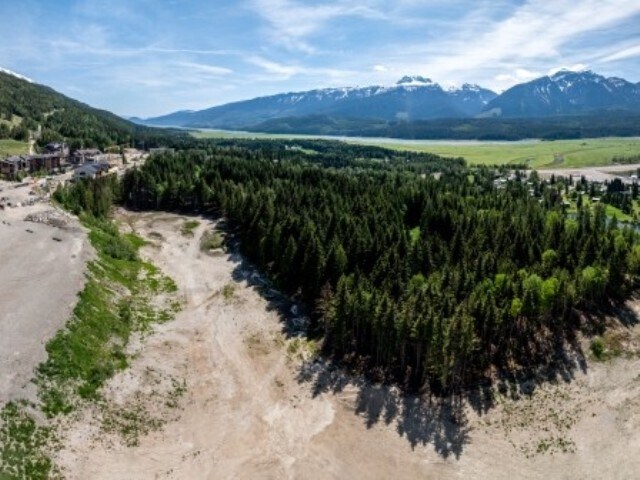 More Photos Of 2941 Mcinnes Rd, Revelstoke Land For Sale