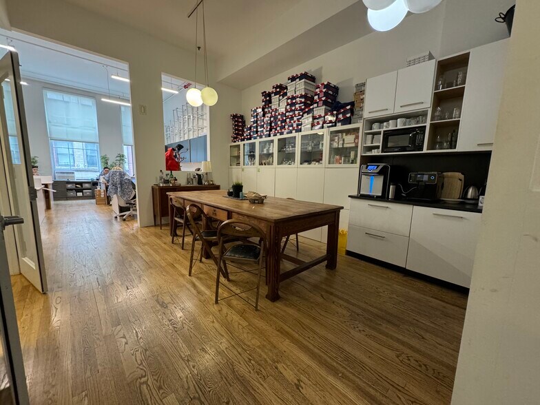 More Photos Of 597 Broadway, New York Apartments For Sale