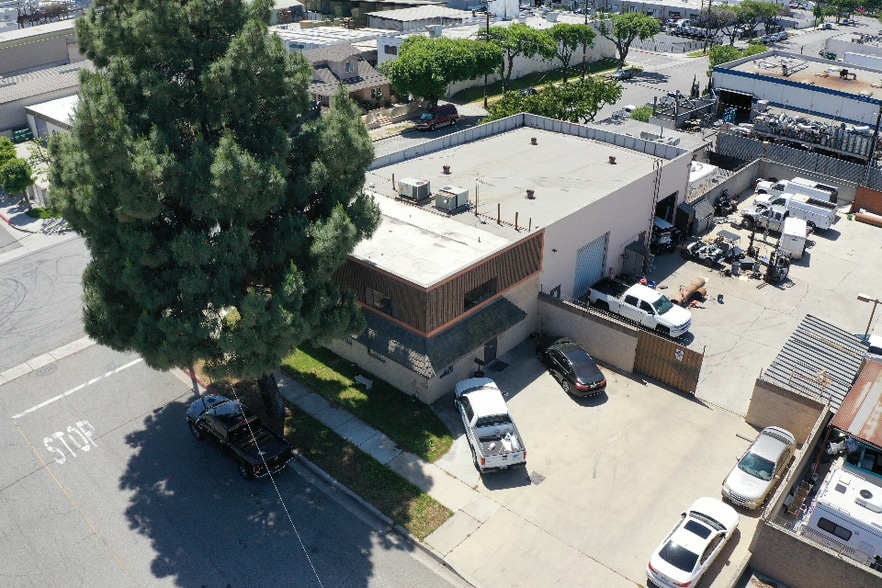 More Photos Of 16257 Illinois Ave, Paramount Warehouse For Sale