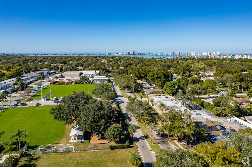 More Photos Of 1016 Ponce de Leon Blvd, Belleair Medical For Lease