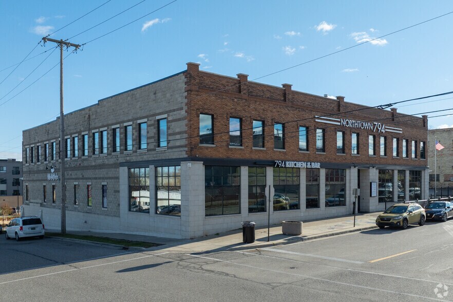 More Photos Of 794 Pine St, Muskegon Coworking Space