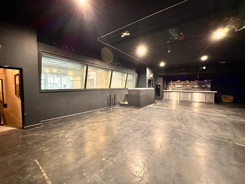 More Photos Of 361 Metropolitan Ave, Brooklyn General Retail For Lease