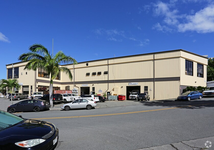 More Photos Of 99-1405 Koaha Pl, Aiea Warehouse For Lease
